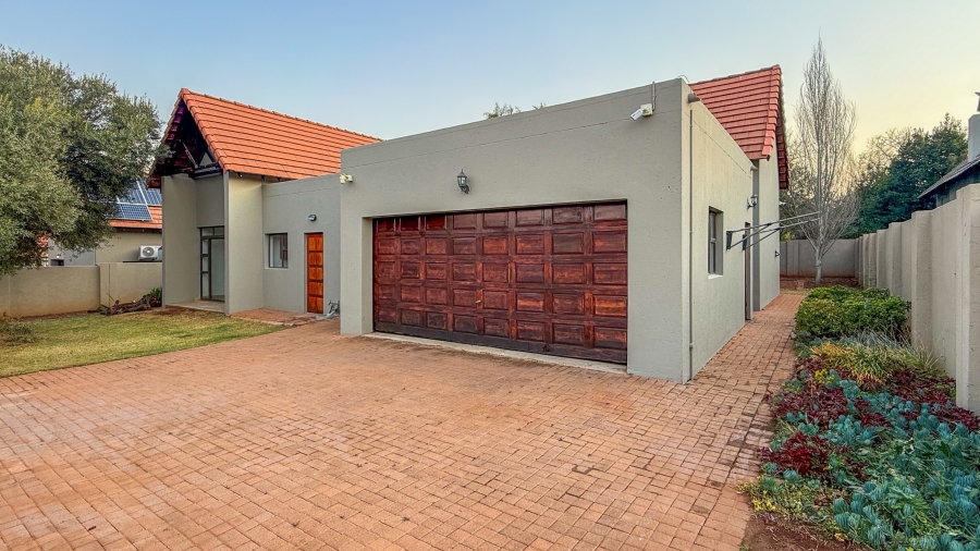 To Let 2 Bedroom Property for Rent in Leloko Lifestyle Estate North West